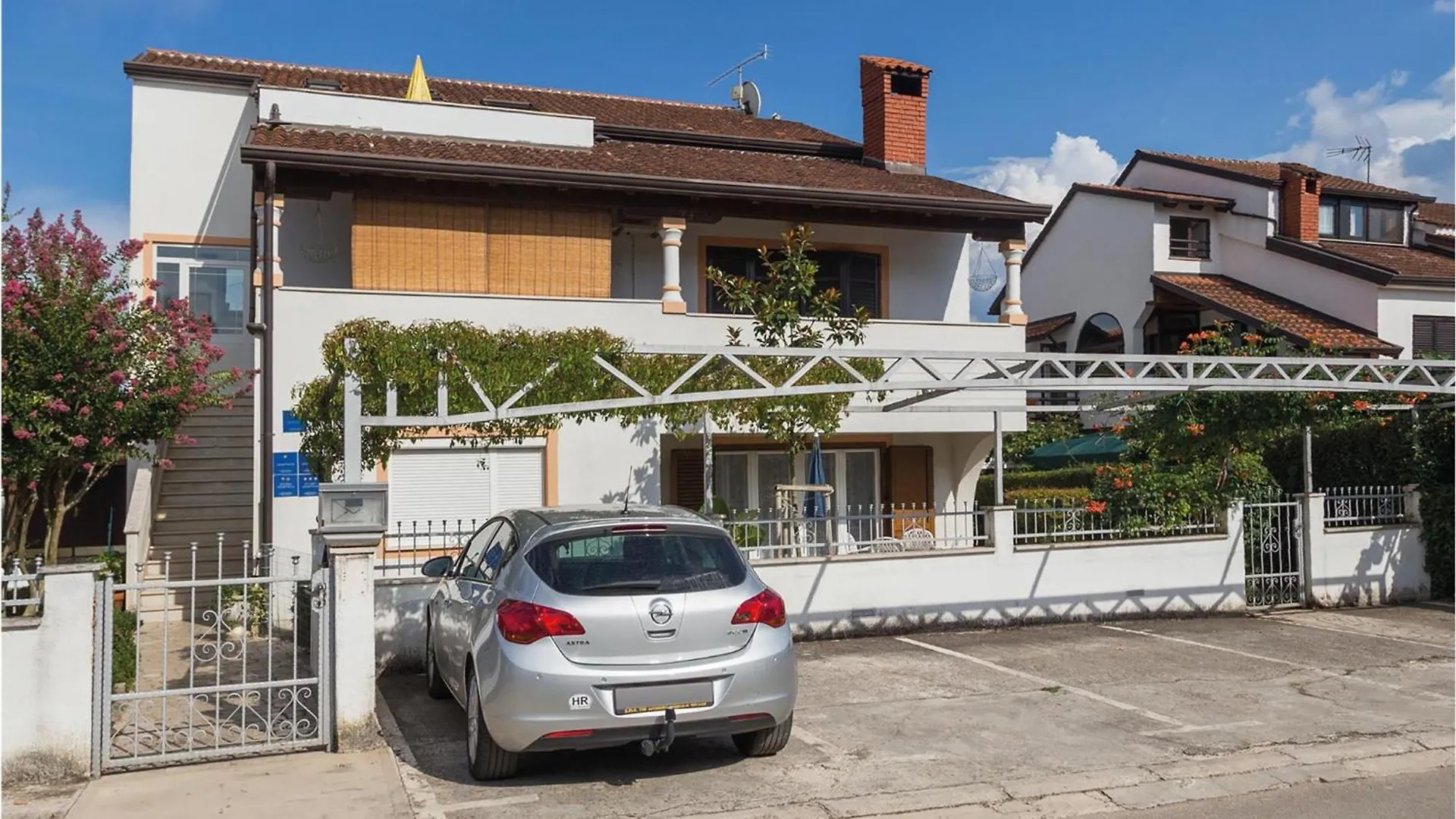 Beautiful Apartment In Porec With Kitchen